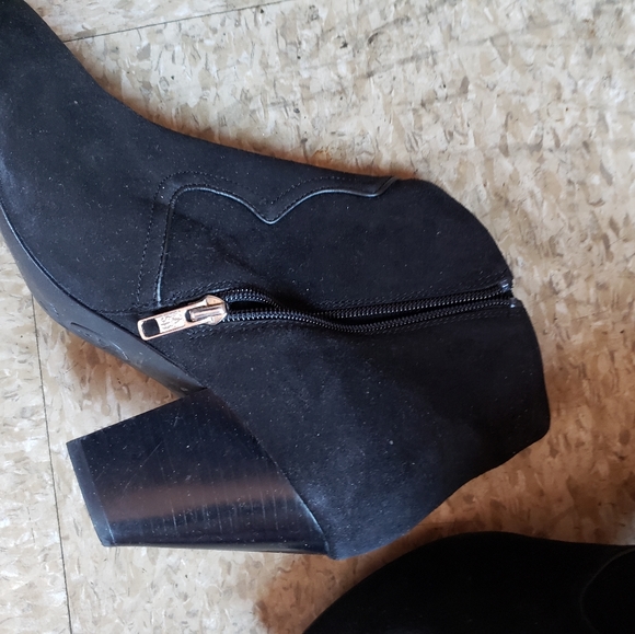 ASH LEATHER BOOT - Picture 2 of 9